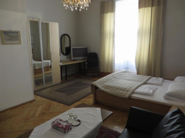 Hotel Pension Stadtpark image 13
